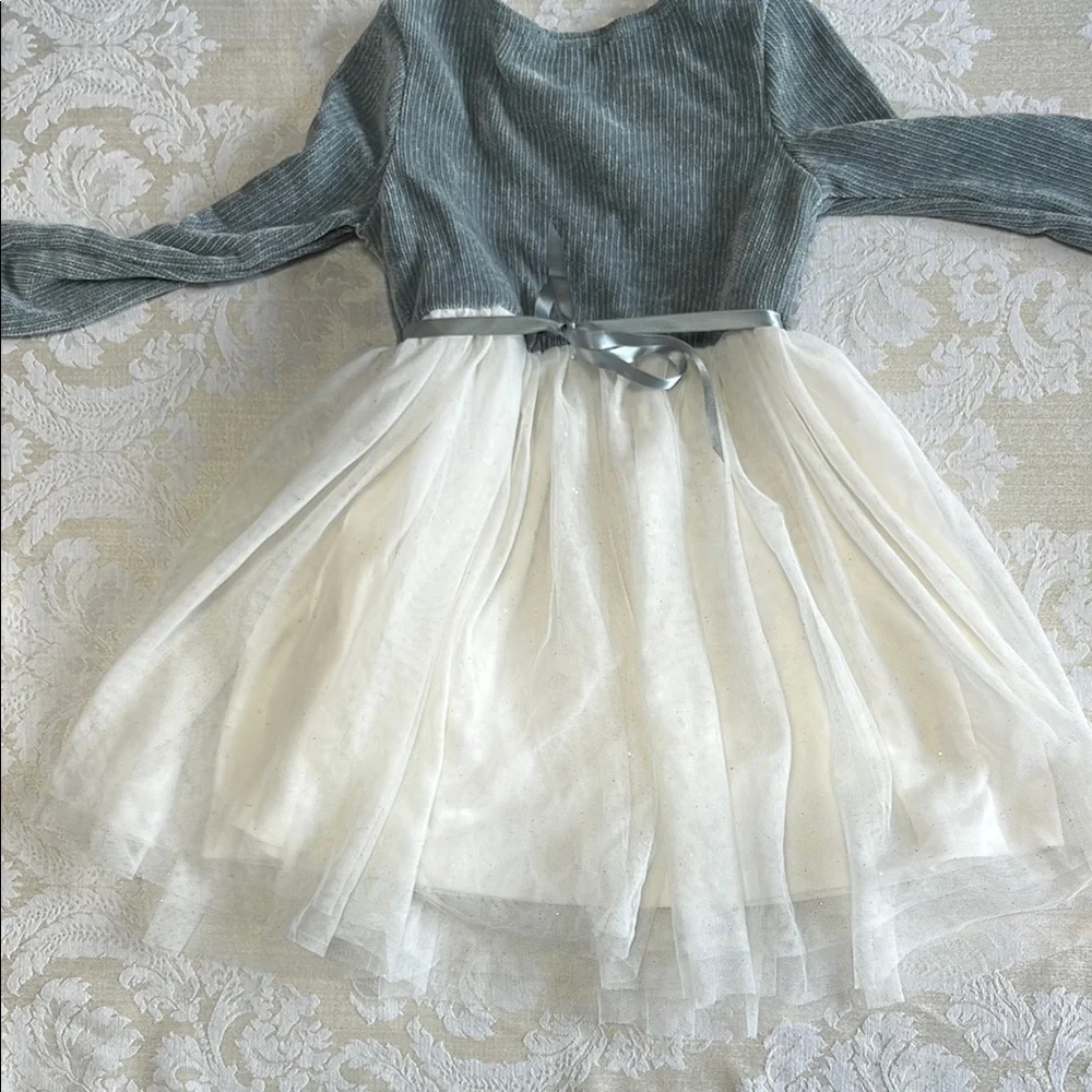 Zunie Gray and White Cuffed Sleeve Sundress